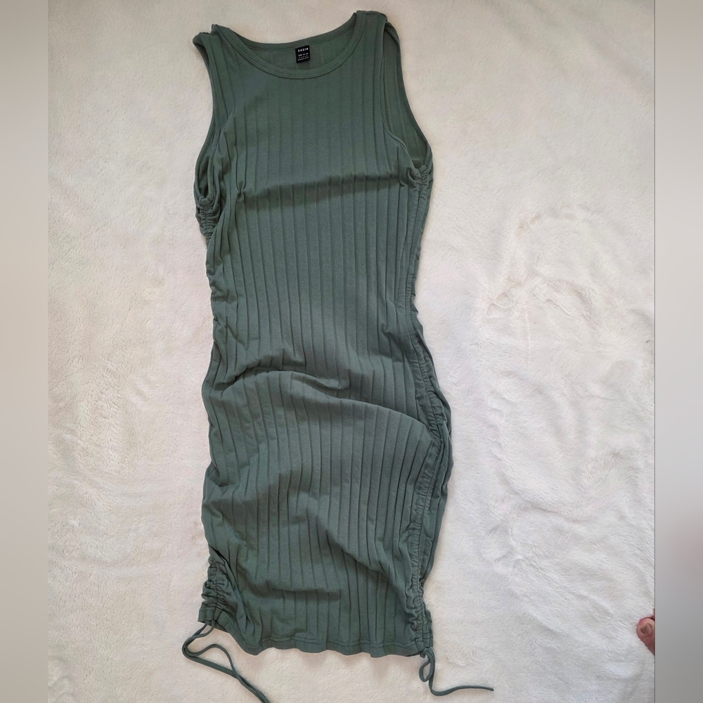 SHEIN Ribbed Strapless Top in Sage